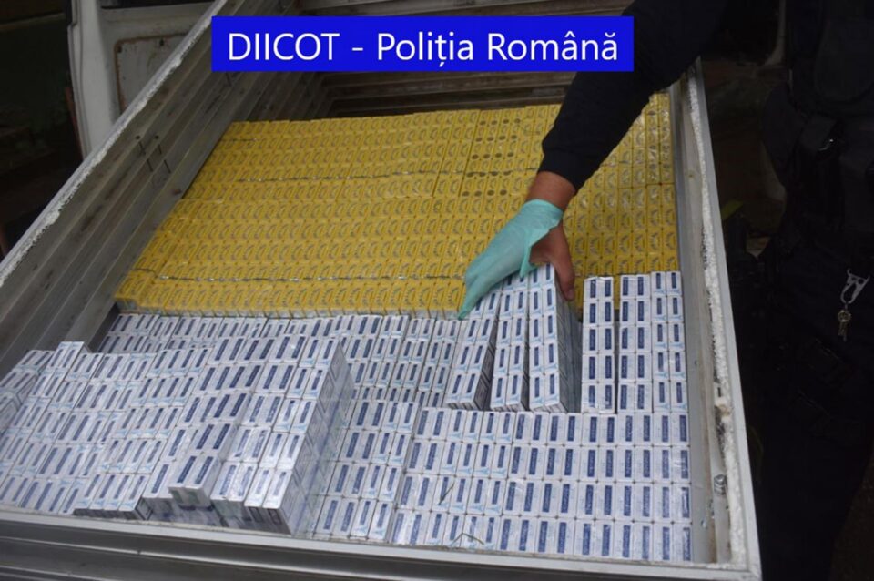 Confiscări la percheziții