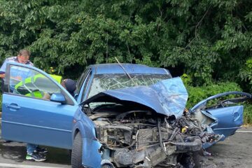 Autoturismul implicat în accident