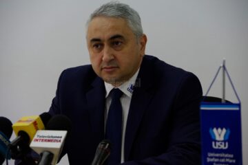 Rectorul USV, Valentin Popa