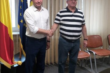 Întâlnire de lucru între primarul Sucevei, Ion Lungu și primarul municipiului Chișinău, care au stabilit când să fie semnată înfrățirea dintre cele două orașe 1