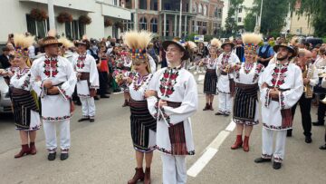 „Întâlniri Bucovinene”, la a XXXII-a ediție, în orașul de la poalele Rarăului