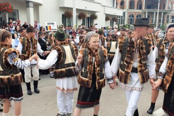 Festivalul Internațional de Folclor „Întâlniri Bucovinene” la cea de-a 32-a ediție, în Câmpulung Moldovenesc