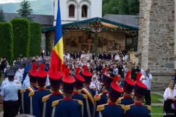 „Credința, adevărata Școală și adevărata Biserică, începe în familie și se desăvârșește apoi, în fiecare dintre noi, prin educație”