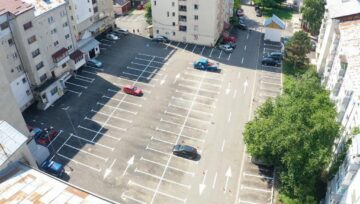 Parcarea din zona Bisericii Sfânta Vineri, reabilitată și extinsă
