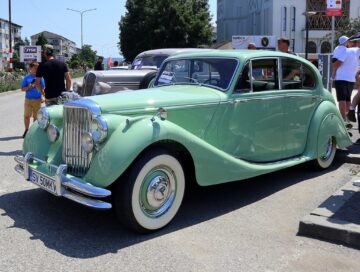 „Roți legendare” - 125 de ani de la apariția primului autovehicul în Fălticeni