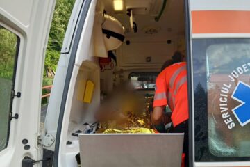 Unul dintre cei doi suceveni loviți luni de trăsnet a fost transferat la Iași, la Chirurgie plastică