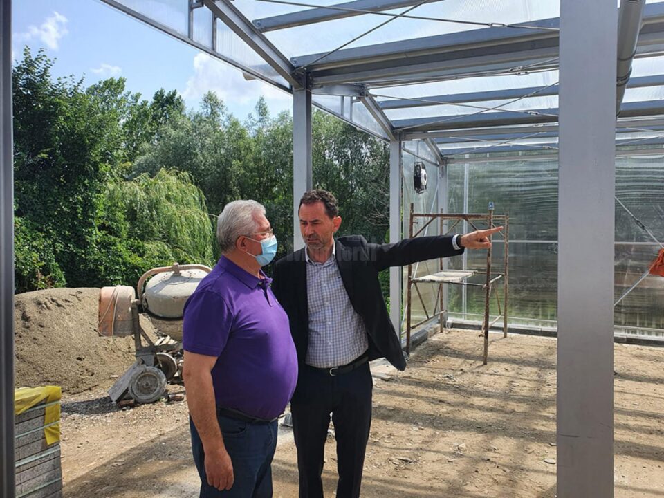 Noua seră floricolă a Primăriei Suceava va fi dată în folosință până la finele anului