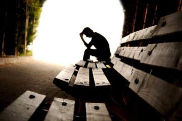 Tragedia umanității trebuie să o plângi ca pe propria ta nenorocire