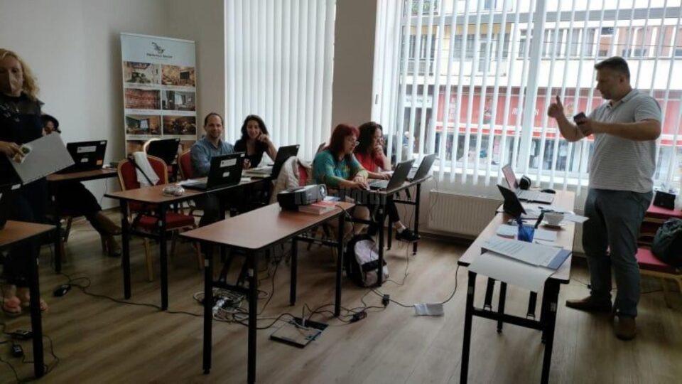 Curs de educație și formare europeană în Cehia pentru profesori de la Colegiul de Industrie Alimentară Suceava