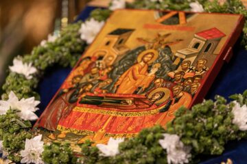 Duminică începe Postul Adormirii Maicii Domnului