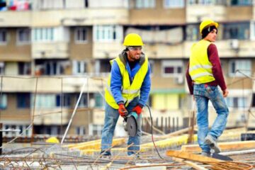 Numărul străinilor care muncesc în județul Suceava s-a dublat față de 2020 și s-a triplat față de 2019. Foto impact.ro