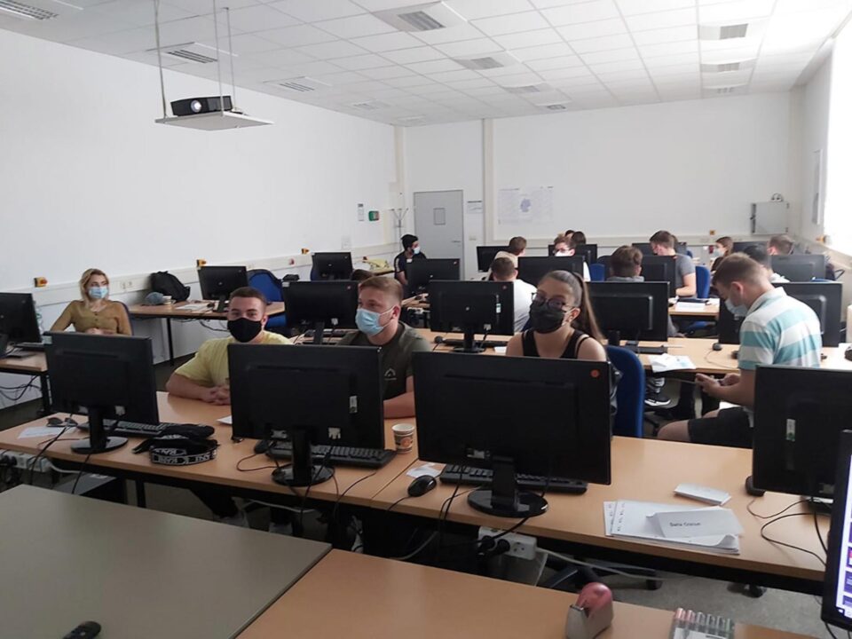 La compania WBS Training AG