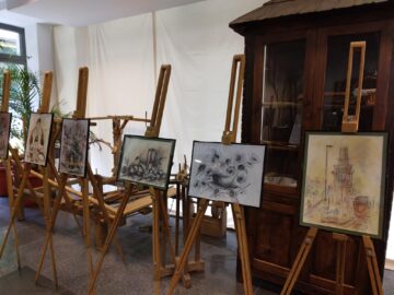 30 de lucrări semnate de Iosif Csukat, „senior al artelor plastice bucovinene”, pot fi admirate la Centrul Cultural Bucovina