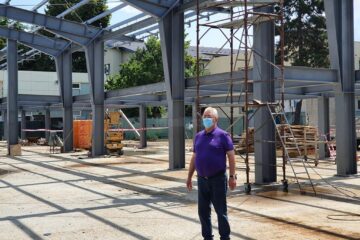 Ion Lungu vrea ca lucrările de construcție a noii piețe din George Enescu să se finalizeze până la sfârșitul anului