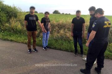 Cei patru tineri depistați în apropiere de frontieră