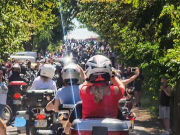 O impresionantă paradă de motociclete la parada Bucovina Motorfest 2021