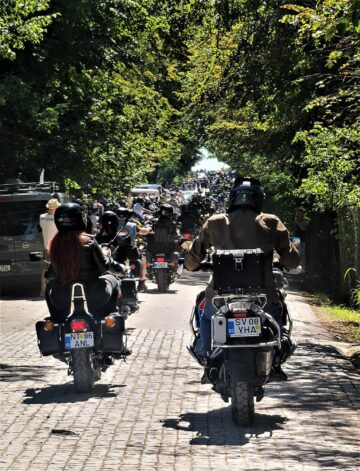 Puzderie de lume și sute de motoare la Bucovina Motorfest – ediție de pandemie