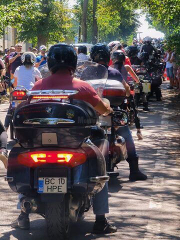 Puzderie de lume și sute de motoare la Bucovina Motorfest – ediție de pandemie