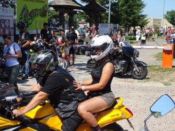 Puzderie de lume și sute de motoare la Bucovina Motorfest – ediție de pandemie