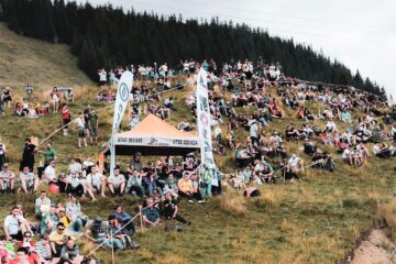 Etapa de drift pe TransRarău a strâns mii de oameni dornici de spectacol, în jurul traseului de concurs