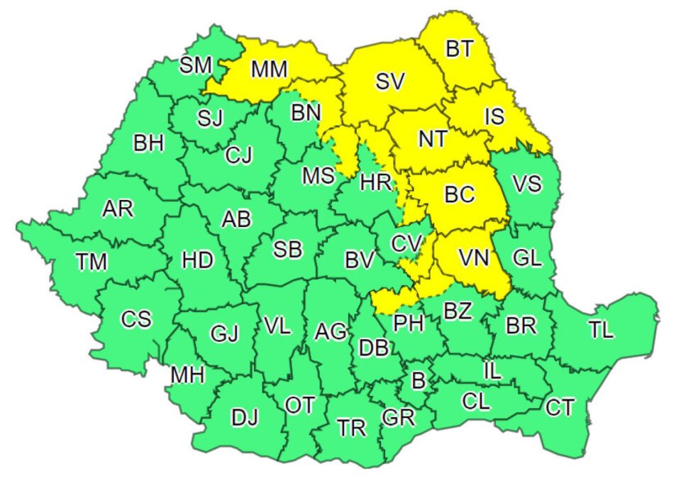Cod galben de ploi și furtuni în Moldova și Maramureș