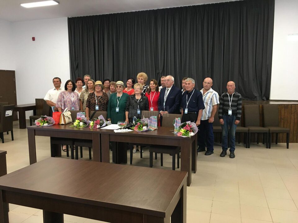 „Promoția 1983”, întâlnire la Școala Părhăuți, pentru prima dată după 38 de ani