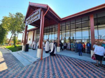 inaugurare centru cultural dumbraveni