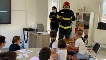 Peste 300 de copii au participat la cursurile Academiei Micilor Polițiști