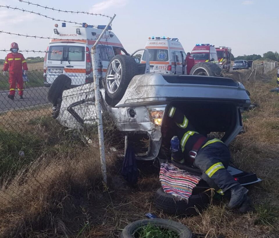 Cumplitul accident de circulație care a avut loc duminică după-amiază la intrarea în satul Dumbrava, comuna Cornu Luncii Cumplitul accident de circulație care a avut loc duminică după-amiază la intrarea în satul Dumbrava, comuna Cornu Luncii