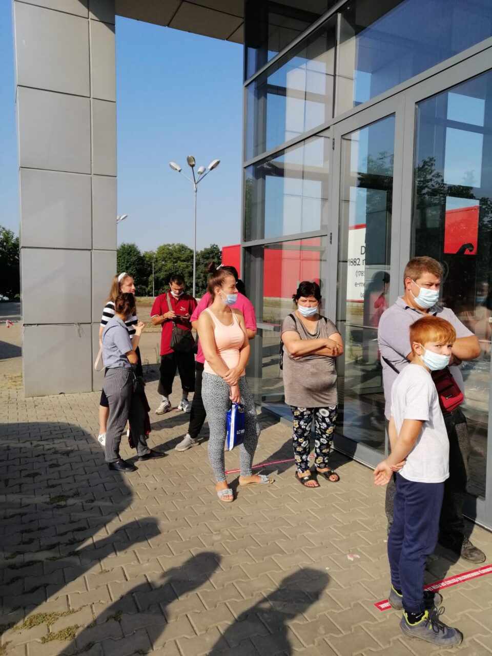 În municipiul Suceava au început să fie distribuite pachete cu produse de igienă și pachete cu produse alimentare, în cadrul Programului POAD 2