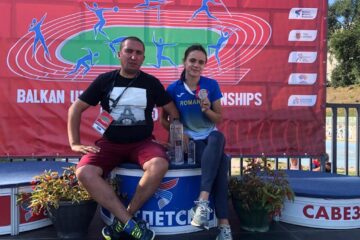 Antrenorul Cristian Prâsneac alături de vicecampioana balcanica Claudia Costiuc