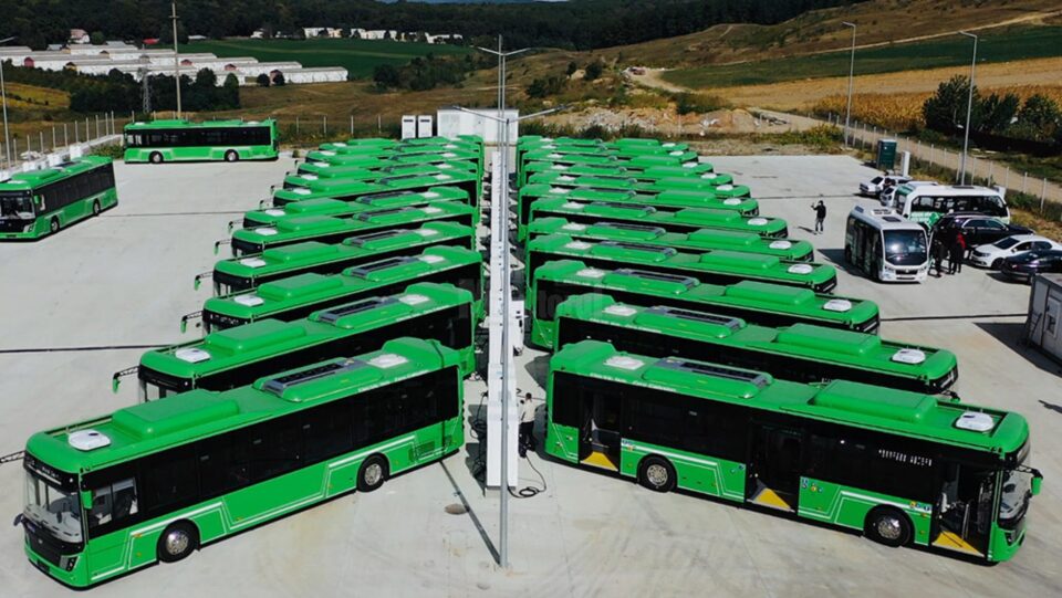 Autobaza diviziei electrice de transport public, a TPL Suceava, a rămas fără alimentarea cu energie electrică Autobaza diviziei electrice de transport public, a TPL Suceava, a rămas fără alimentarea cu energie electrică