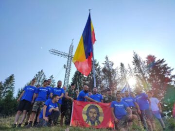 Membri ai asociației, în cadrul acțiunilor de la Suceava