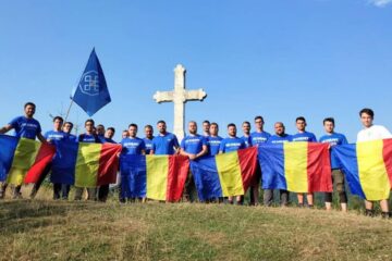 Membri ai asociației, în cadrul acțiunilor de la Suceava