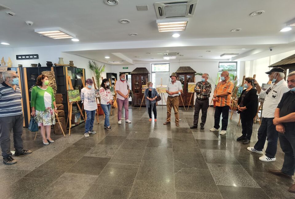 Vernisajul expoziției cu lucrările create în cadrul celei de-a VIII-a ediții a Taberei de artă plastică „Tiberiu Cosovan”