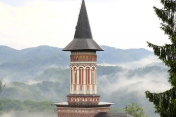 Icoana Maicii Domnului de la Rohia, binecuvântare și ajutor