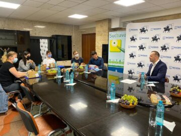 Premii în bani din partea Primăriei Suceava pentru elevii de 10 la evaluarea națională și la bacalaureat