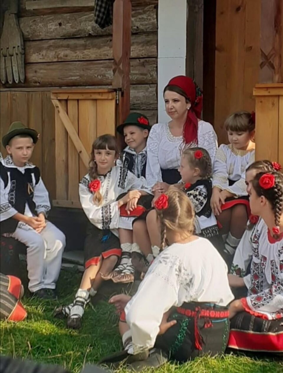 „Dăscălița”, un imn al dascălului, va fi lansat în curând de învățătoarea Elena Negru „Dăscălița”, un imn al dascălului, va fi lansat în curând de învățătoarea Elena Negru