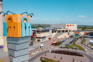 „Cafeneaua cu Joburi”, Handmade „Pop-up Store” și o nouă locație cu produse cosmetice, la Iulius Mall Suceava