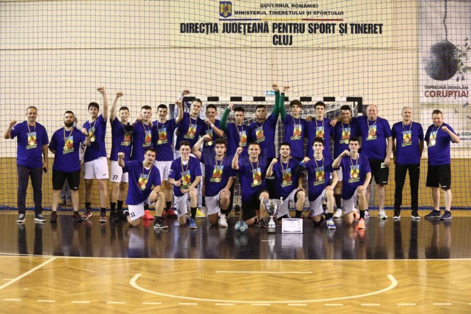 Tinerii jucători campioni naționali de juniori II vor alcătui scheletul echipei secunde a celor de la CSU Tinerii jucători campioni naționali de juniori II vor alcătui scheletul echipei secunde a celor de la CSU