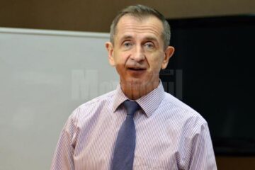 Prof.univ.dr. Mihai Covașă
