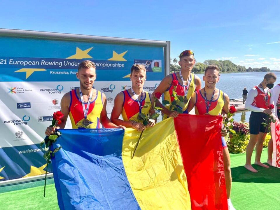 Sucevenii Florin Arteni-Fîntînariu și Ștefan Berariu au cucerit titlul european de tineret cu barca de patru rame a României Sucevenii Florin Arteni-Fîntînariu și Ștefan Berariu au cucerit titlul european de tineret cu barca de patru rame a României