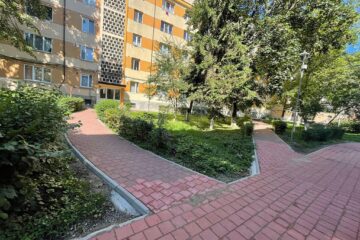 Lucrarea de reabilitare finalizată în centrul Sucevei a vizat o zonă care cuprinde 4 blocuri, cu 14 scări de bloc