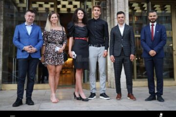 Bogdan Gheorghiu a invitat trei olimpici suceveni la Festivalul International George Enescu