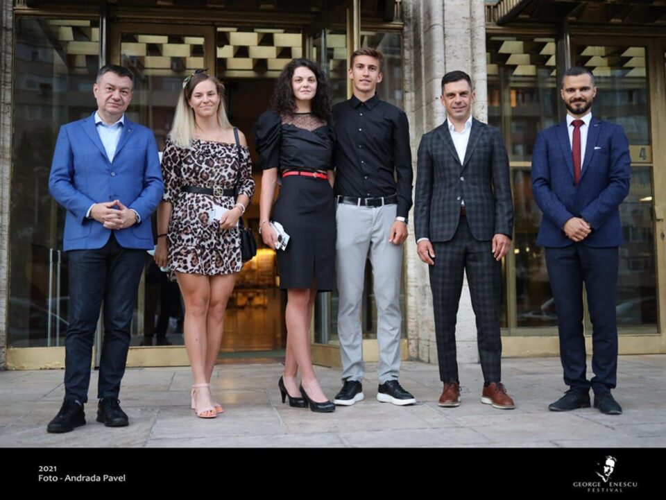 Bogdan Gheorghiu a invitat trei olimpici suceveni la Festivalul Internațional „George Enescu”