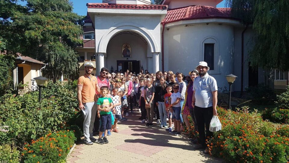Prin proiectul caritabil „Pentru prima dată la mare”, peste 100 de copii necăjiți au petrecut o vacanță de vis pe litoral