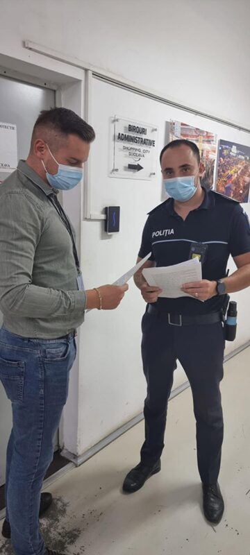 Portul măștii de protecție în spații închise, ignorat adesea, au constatat polițiștii