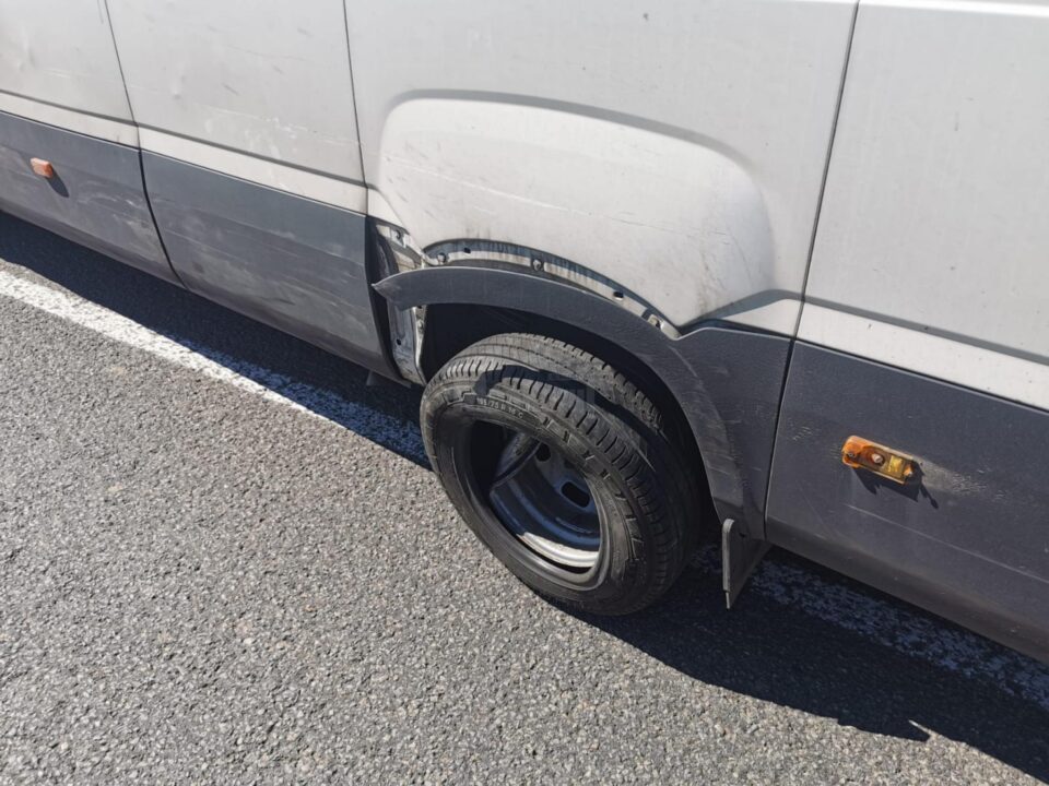 Trei persoane, transportate la spital după un accident care a avut loc la Poiana Stampei