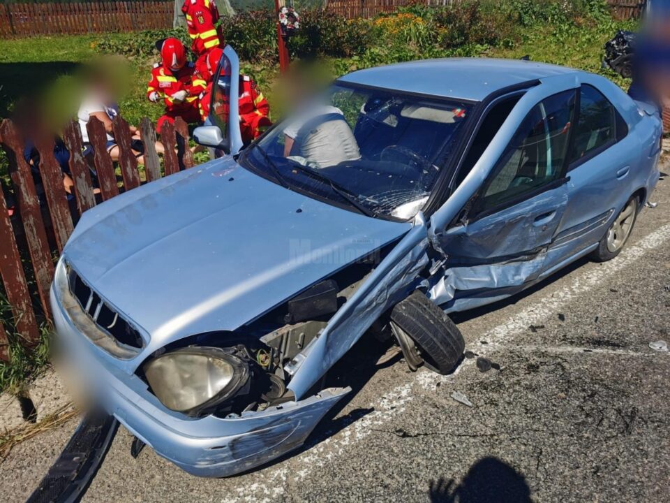 Trei persoane, transportate la spital după un accident care a avut loc la Poiana Stampei