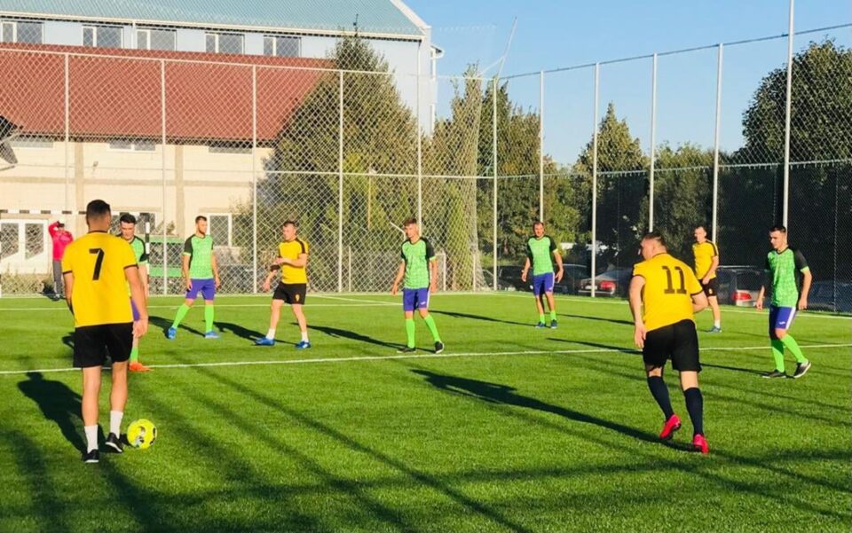 Partidele din Liga Companiilor se desfășoară la Civica Sport Center
